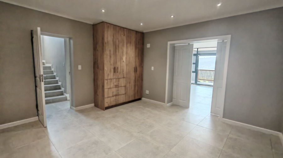 3 Bedroom Property for Sale in Bergsig Western Cape